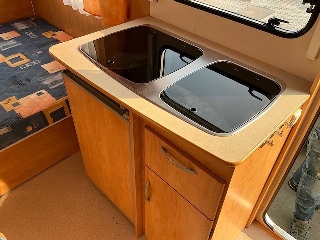 2006 caravelair antarès luxe 390 caravan - afbeelding 4 van  18