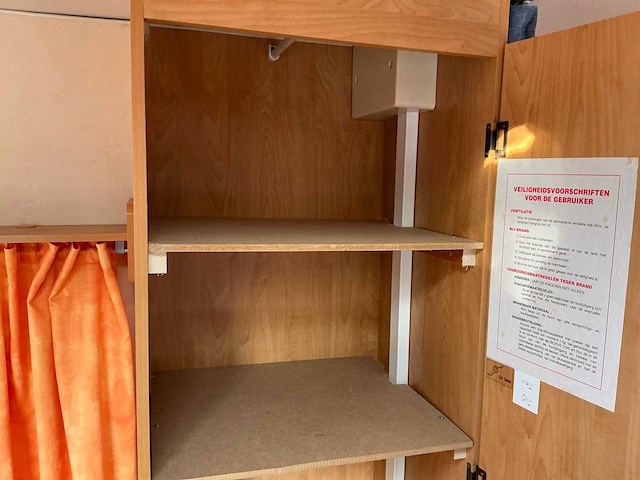 2006 caravelair antarès luxe 390 caravan - afbeelding 9 van  18