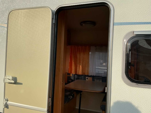 2006 caravelair antarès luxe 390 caravan - afbeelding 11 van  13