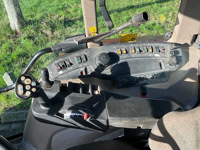 2006 case ih cvx1170 vierwielaangedreven landbouwtractor - afbeelding 22 van  44