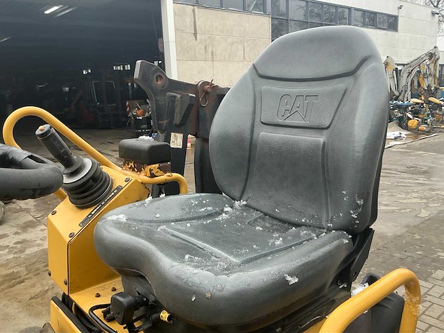 2006 caterpillar cb-225e wals - afbeelding 19 van  23