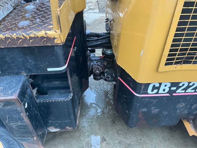 2006 caterpillar cb-225e wals - afbeelding 22 van  23