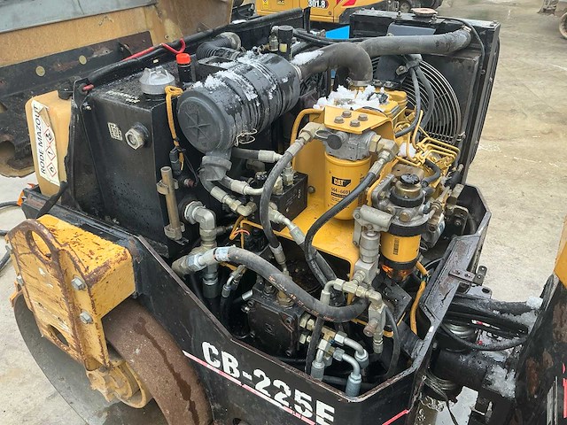 2006 caterpillar cb-225e wals - afbeelding 7 van  23