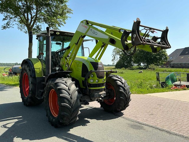 2006 claas ares 657 atz vierwielaangedreven landbouwtractor met voorlader - afbeelding 32 van  35