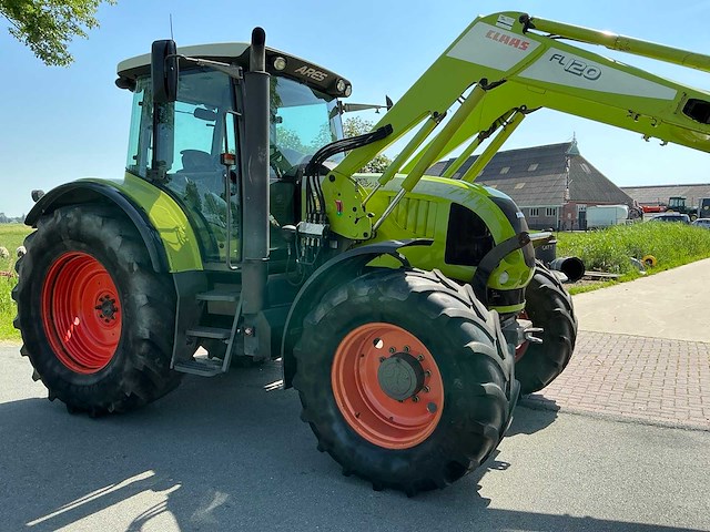 2006 claas ares 657 atz vierwielaangedreven landbouwtractor met voorlader - afbeelding 34 van  35