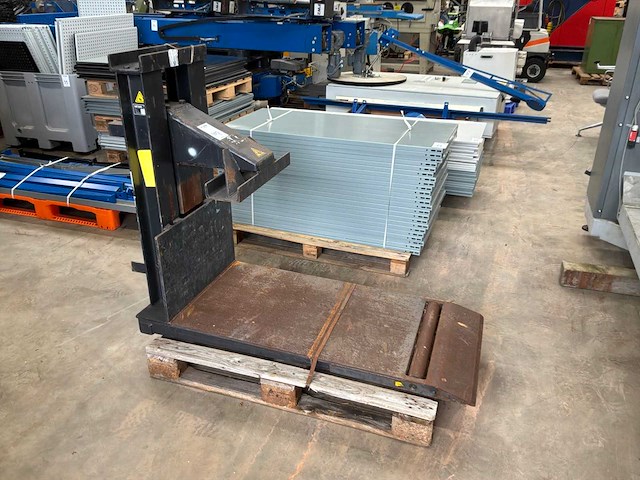 2006 conwad cw-kh hydraulische kanteltafel - afbeelding 2 van  6