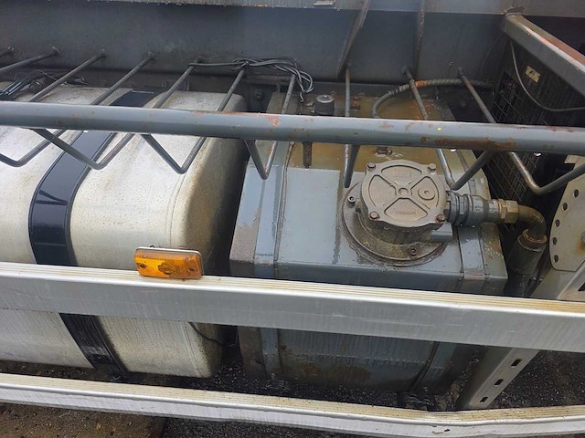 2006 daf 85.430 vrachtwagen met palfinger kraan - afbeelding 17 van  49