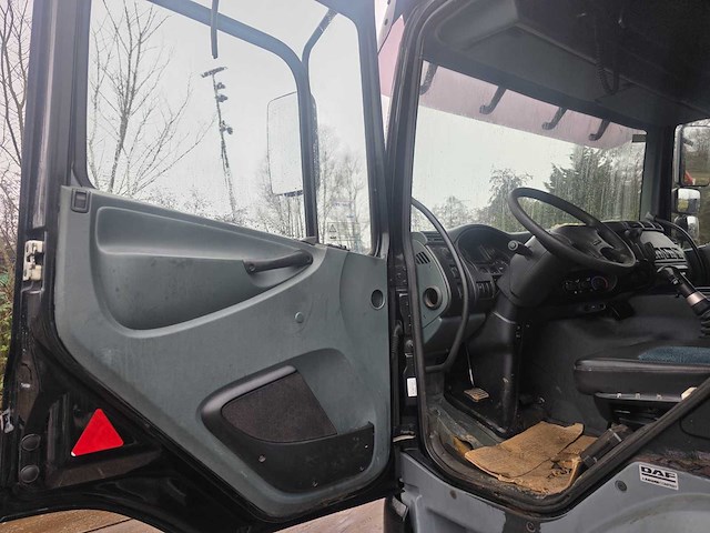 2006 daf 85.430 vrachtwagen met palfinger kraan - afbeelding 26 van  49