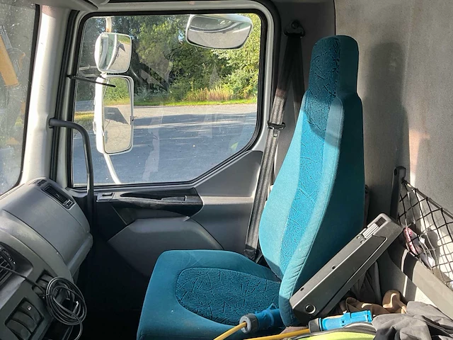 2006 daf ae45cf vrachtwagen / verkoopwagen / kaaswagen - afbeelding 25 van  45