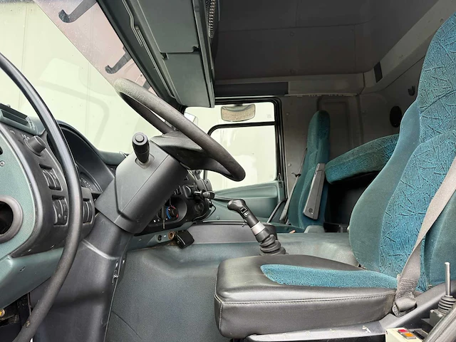 2006 daf cf vrachtwagen met haakarm - afbeelding 5 van  52