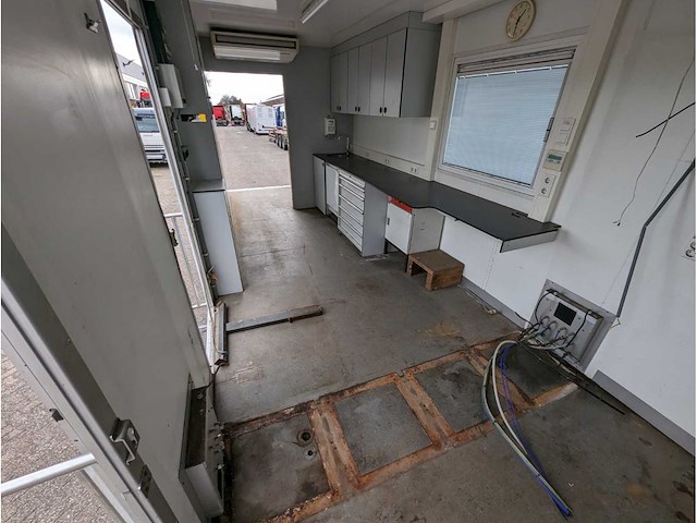 2006 daf lf55.180 vrachtwagen - afbeelding 2 van  45