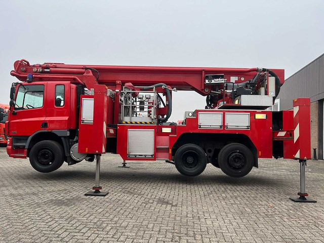 2006 daf/hilton as75pc/320 brandweerwagen hoogwerker 32 meter - afbeelding 12 van  21