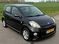 2006 daihatsu sirion 2 1.3-16v comfort personenauto - afbeelding 2 van  7