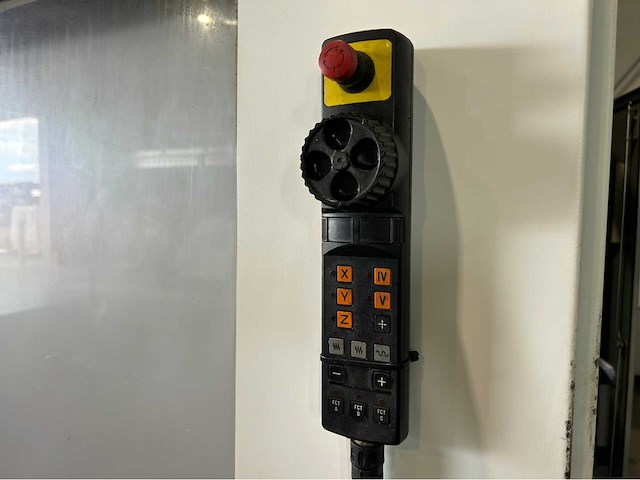 2006 deckel maho dmc 64v cnc universele machinecentrum - afbeelding 23 van  25