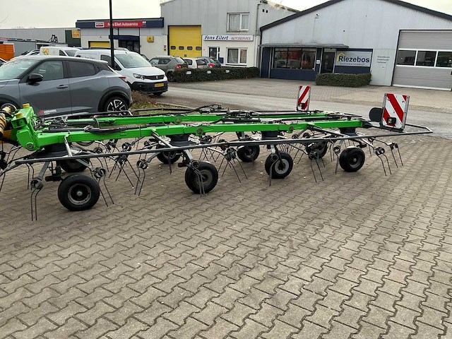 2006 deutz-fahr 11031 condimaster schudder 3 getrokken - afbeelding 4 van  9