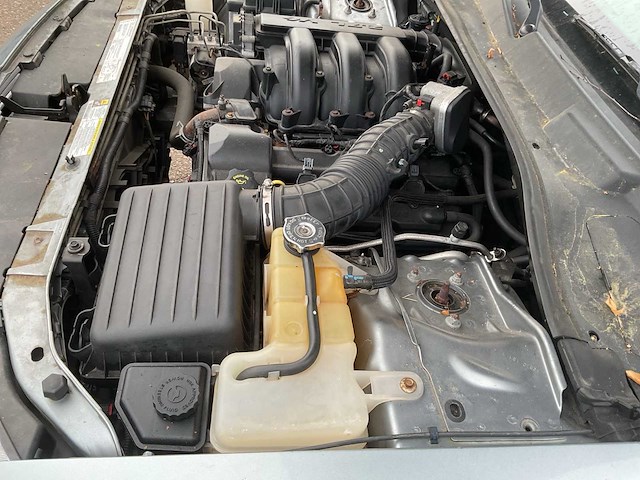 2006 dodge magnum personenauto - afbeelding 8 van  19