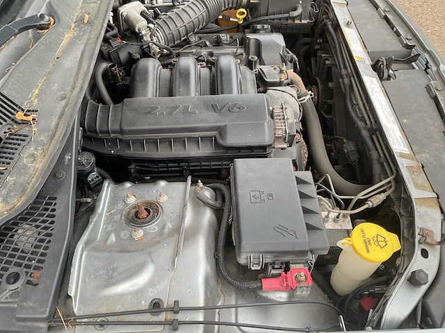 2006 dodge magnum personenauto - afbeelding 9 van  19