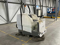 2006 dulevo h1030ro vloer reinigingsmachine - afbeelding 11 van  17