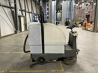 2006 dulevo h1030ro vloer reinigingsmachine - afbeelding 12 van  17