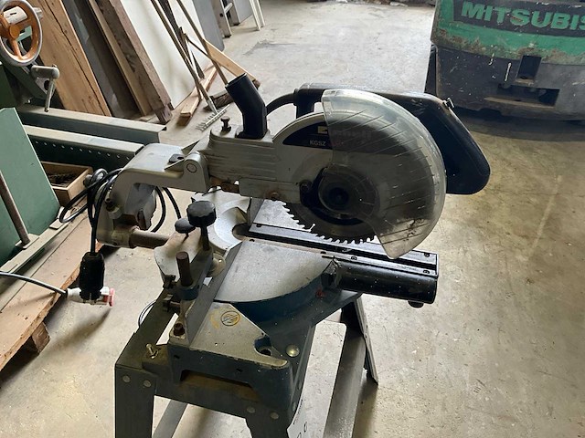 2006 einhell kgsz 300/1ug afkortcirkelzaagmachine - afbeelding 4 van  5