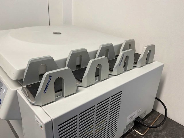 2006 eppendorf 5810 r centrifuge - afbeelding 6 van  7