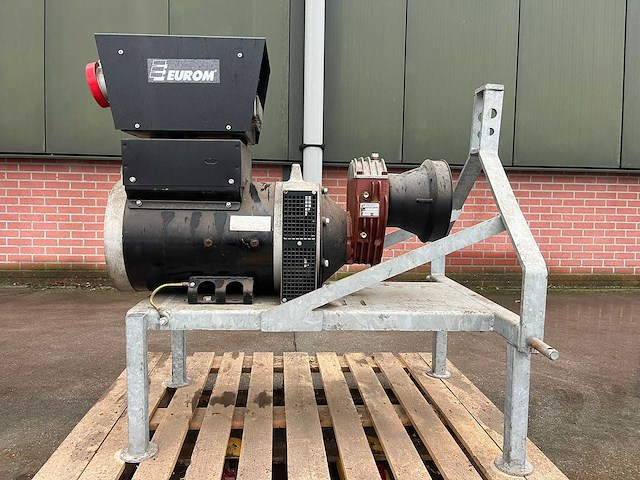 2006 eurom tad40 noodstroomaggregaat - afbeelding 1 van  4