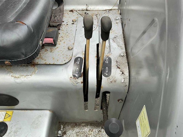 2006 eurotrac f40 compacttractor - afbeelding 27 van  31