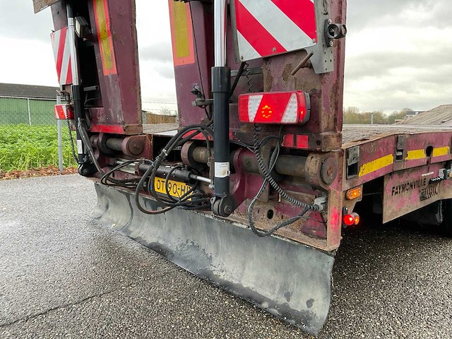 2006 faymonville stn-3aub uitschuifbare dieplader met hefbed - afbeelding 26 van  45