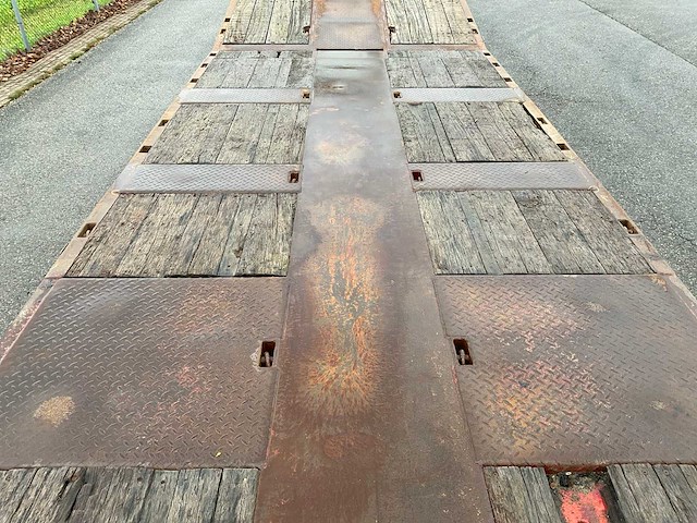 2006 faymonville stn-3aub uitschuifbare dieplader met hefbed - afbeelding 37 van  45