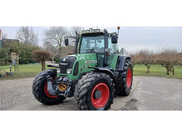 2006 fendt 817 vario vierwielaangedreven landbouwtractor - afbeelding 1 van  13