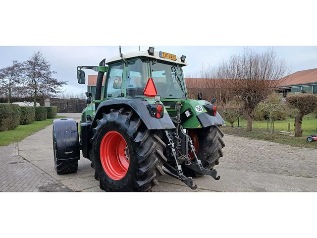 2006 fendt 817 vario vierwielaangedreven landbouwtractor - afbeelding 3 van  13