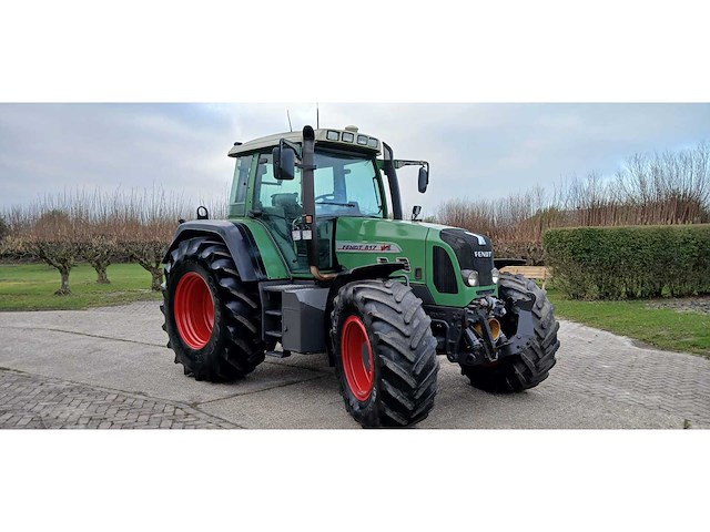 2006 fendt 817 vario vierwielaangedreven landbouwtractor - afbeelding 7 van  13
