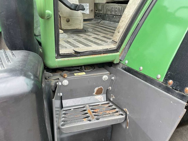 2006 fendt 818 vierwielaangedreven landbouwtractor - afbeelding 9 van  24