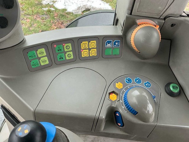 2006 fendt 924 vario vierwielaangedreven landbouwtractor - afbeelding 35 van  51