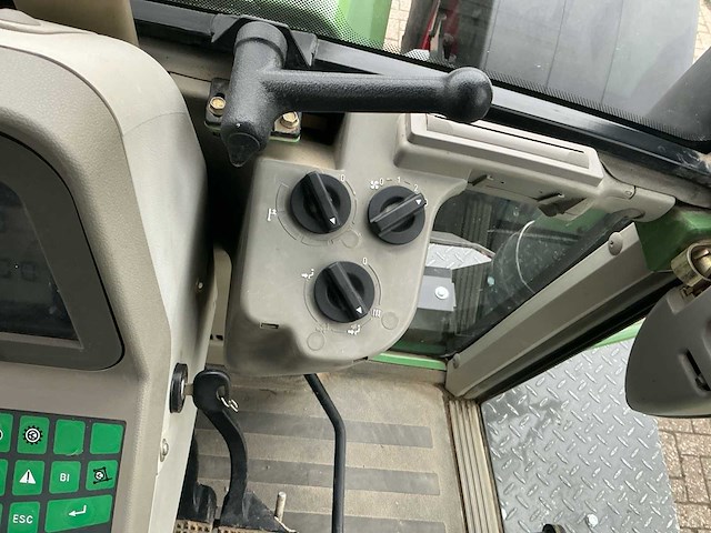 2006 fendt 924 vario vierwielaangedreven landbouwtractor - afbeelding 40 van  51