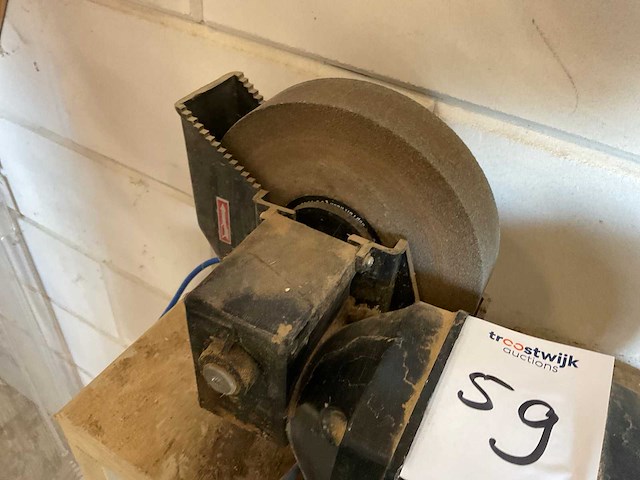 2006 ferm fsm-200/150 dubbelsteens slijpmachine - afbeelding 2 van  3