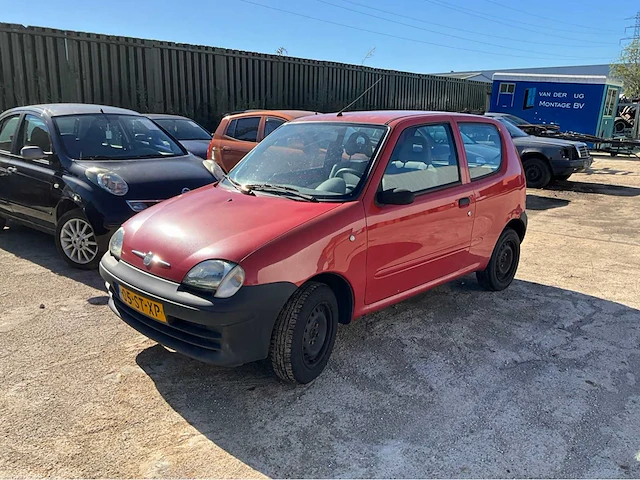 2006 fiat grande punto 1.4 edizione prima personenauto - afbeelding 1 van  24