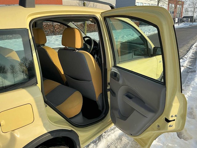 2006 fiat panda 1.2 professional 4x4 personenauto - afbeelding 13 van  22