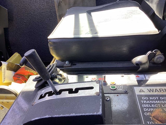 2006 fmc b450 vliegtuigsleper - afbeelding 13 van  14
