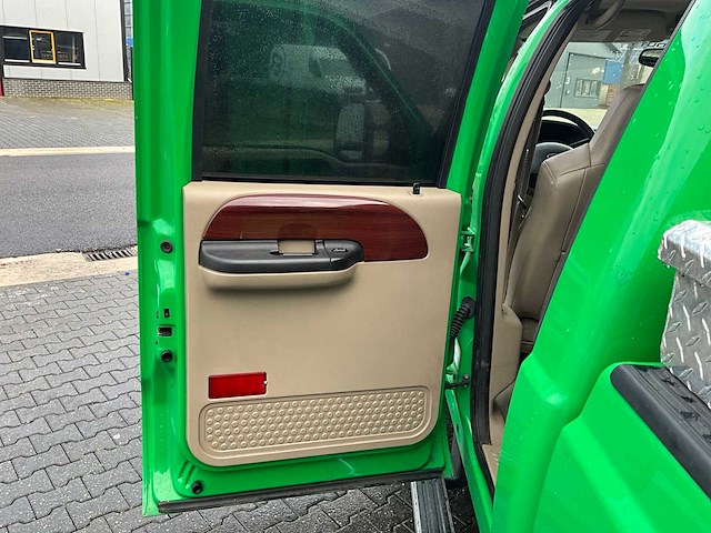 2006 ford f-250 lariat super duty bedrijfswagen - afbeelding 8 van  35