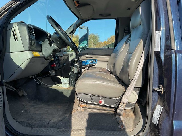2006 ford f750 xl super duty kieper - afbeelding 17 van  18
