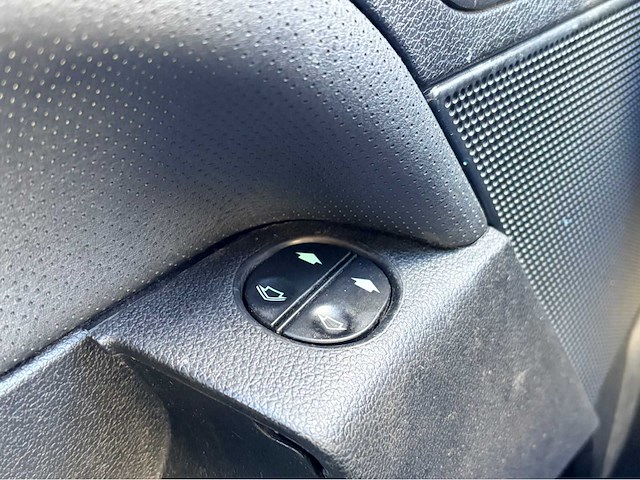 2006 ford fiesta ultimate edison 141/250 personenauto - afbeelding 7 van  15