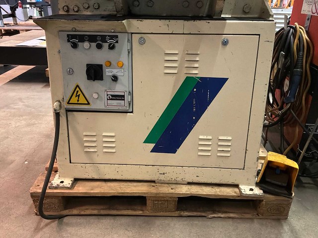 2006 geka bendicrop pons- en knipmachine - afbeelding 2 van  19