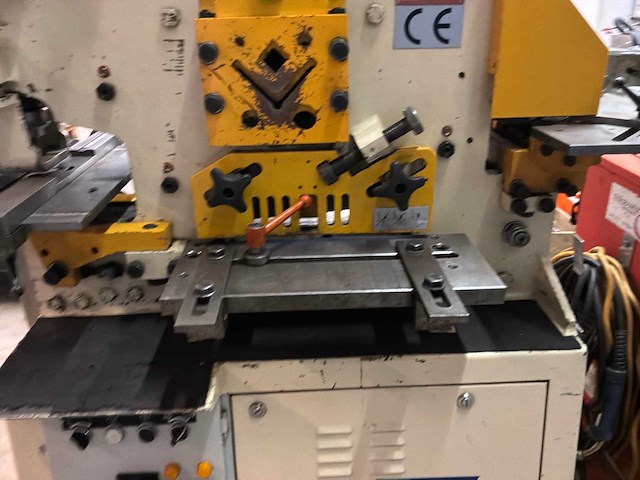 2006 geka bendicrop pons- en knipmachine - afbeelding 18 van  19