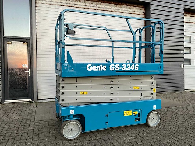 2006 genie gs-3246 hoogwerker - afbeelding 1 van  12