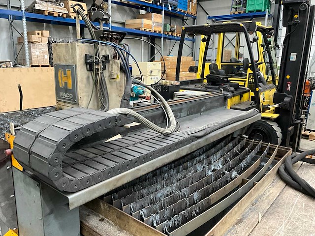 2006 haco kompakt 3015 plasmasnijtafel - afbeelding 14 van  24