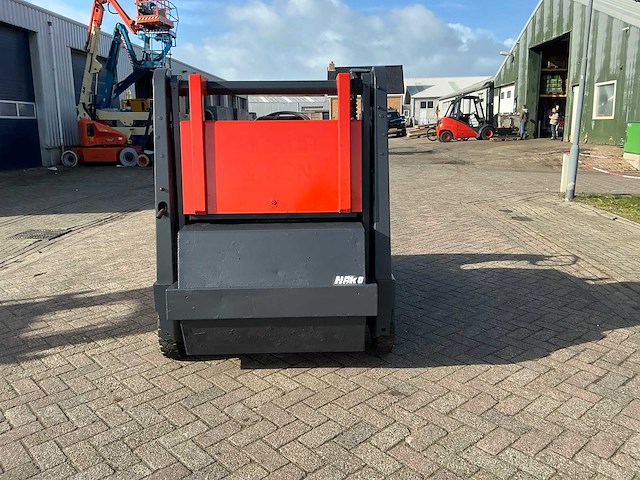 2006 hako hako-jonas 1450d straatveegmachine - afbeelding 14 van  17