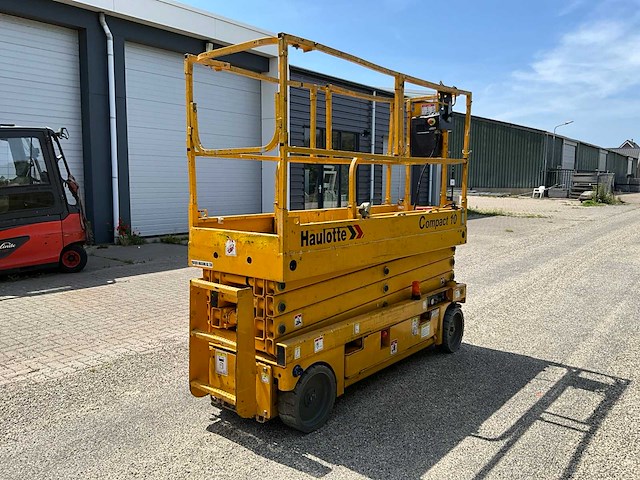 2006 haulotte compact 10n hoogwerker - afbeelding 9 van  11
