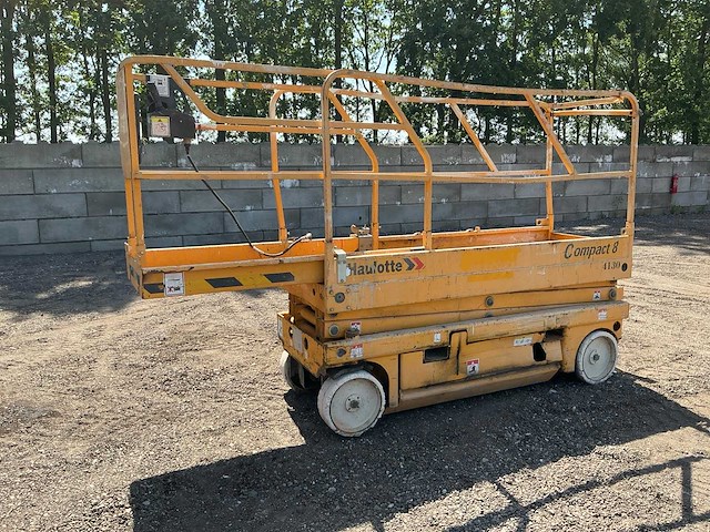 2006 haulotte compact 8 hoogwerker defect - afbeelding 13 van  21