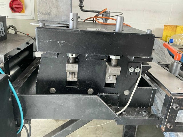 2006 helmerding en 40 excenterpers - afbeelding 11 van  11